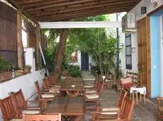 Las Acacias Hostal Restaurante 