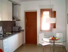 HAPPYVILA Apartments 