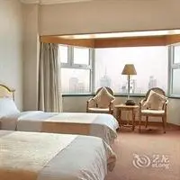 East Hotel Jinan 