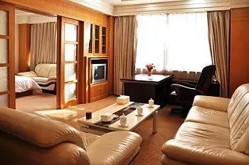 Shandong Min Zheng Hotel