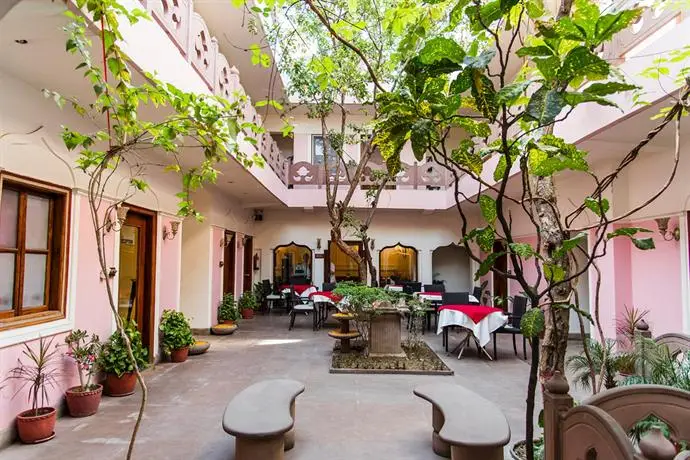 Suryauday Haveli - An Amritara Resort 