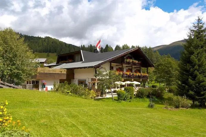 Schi- und Wanderhotel Berghof