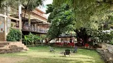 Catembe Gallery Hotel 