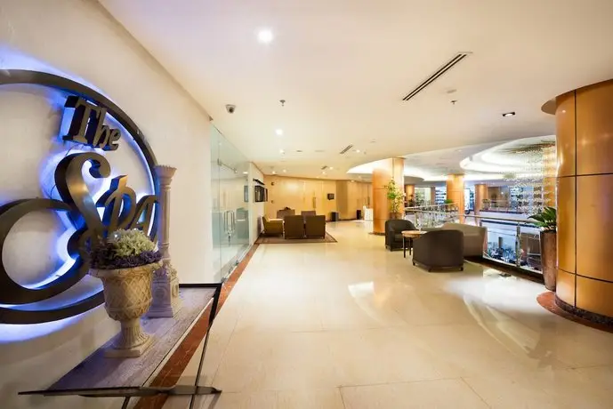 Eastwood Richmonde Hotel 