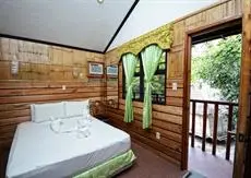 Dumaluan Beach Resort 