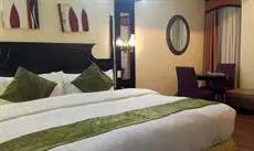 Lee Boutique Hotel 