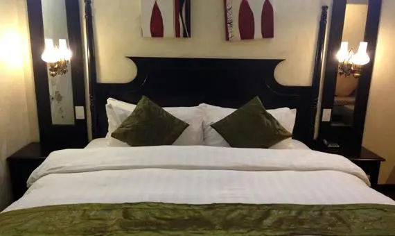 Lee Boutique Hotel 