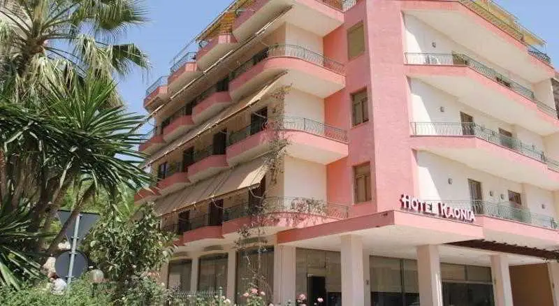 Kaonia Hotel