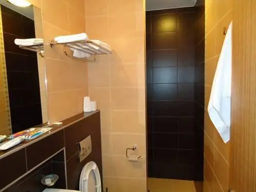 Bucharest Suites 