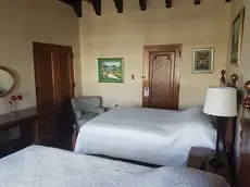 Casa Carmel Bed & Breakfast 