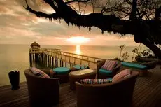 Dugong Beach Lodge 