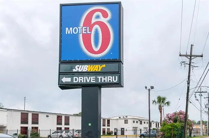 Motel 6 New Orleans - Near Downtown