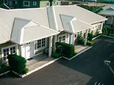 Apo Apartments 