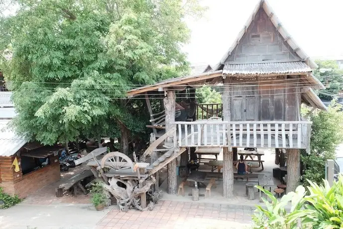 Baan Eve Guesthouse 