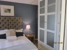 Indulge Guesthouse 