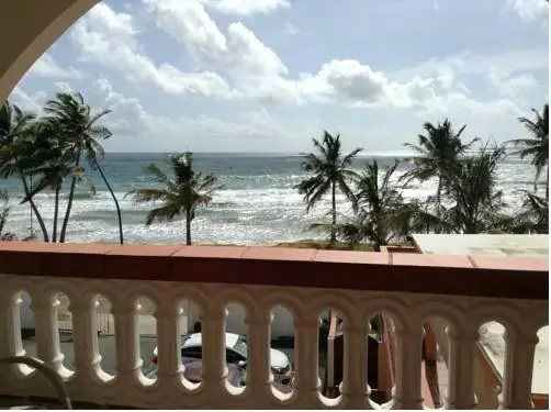 Luquillo Sunrise Beach Inn