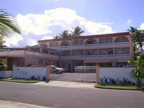 Luquillo Sunrise Beach Inn 