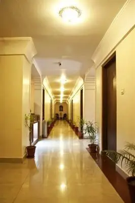 Hotel Mayaa Mansion 