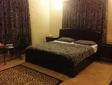 Royal Inn Guest House Karachi 