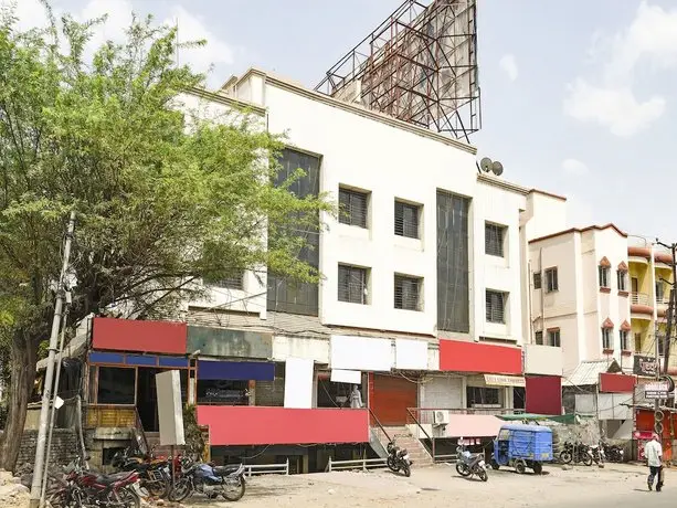 OYO 13926 Hotel Kala Laxmi