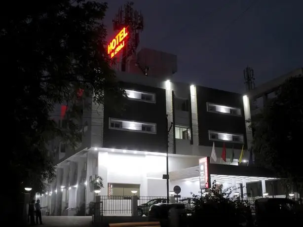 Raviraj Hotel 