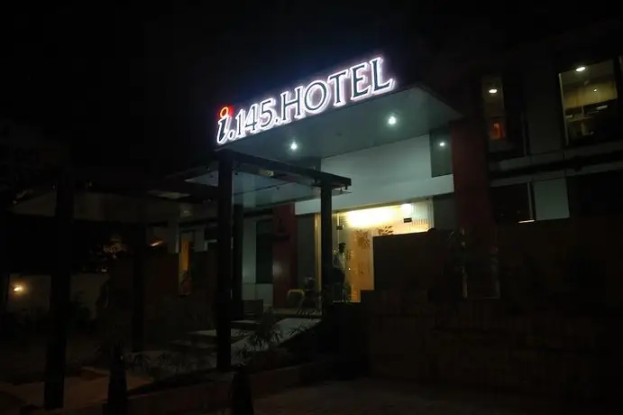 I145 Hotel 