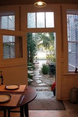 Savannah Dream Vacations Carriage House 