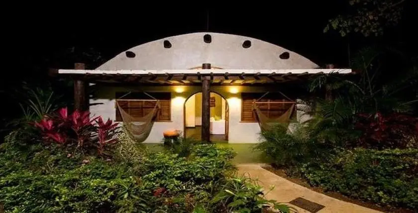 Paradise Lagoon Cottages Negril 