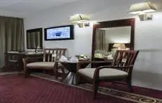 Al Safwah Royale Orchid Hotel 