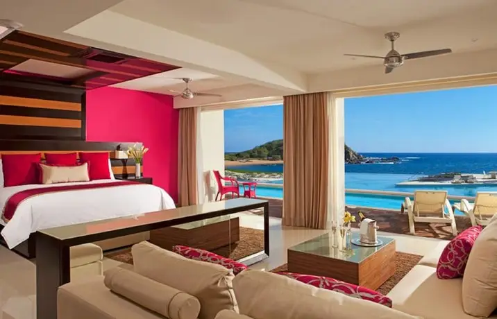 Secrets Huatulco Resort & Spa 