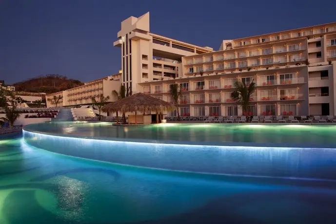 Secrets Huatulco Resort & Spa 