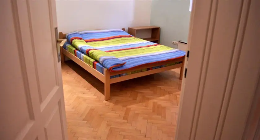 Hostel and Apartments Magic Belgrade 