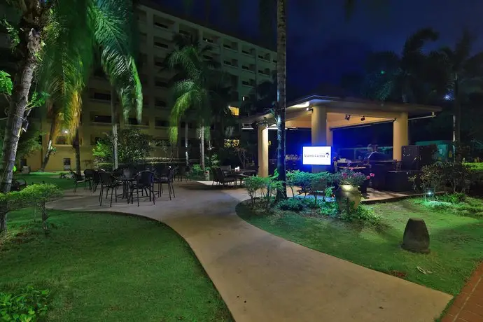 Guam Plaza Resort & Spa 