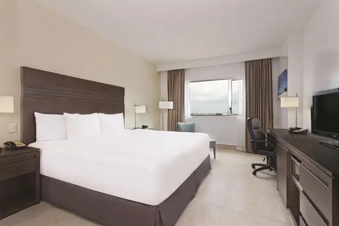 LQ Hotel by La Quinta Cancun