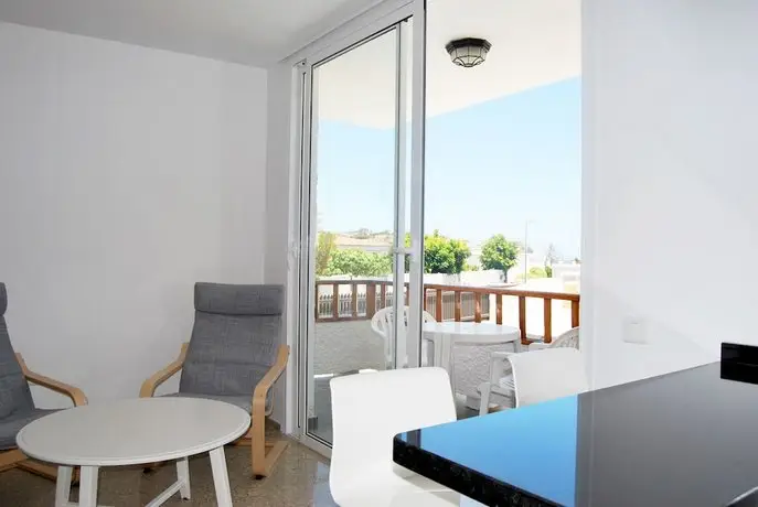 Apartamentos Tarahal 