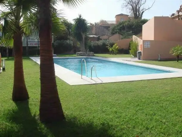 Apartamentos Las Salinas Torremolinos 