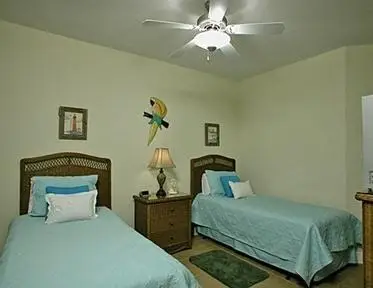 Crystal Shores West 808 - 3 Br condo by RedAwning Gulf Shores 