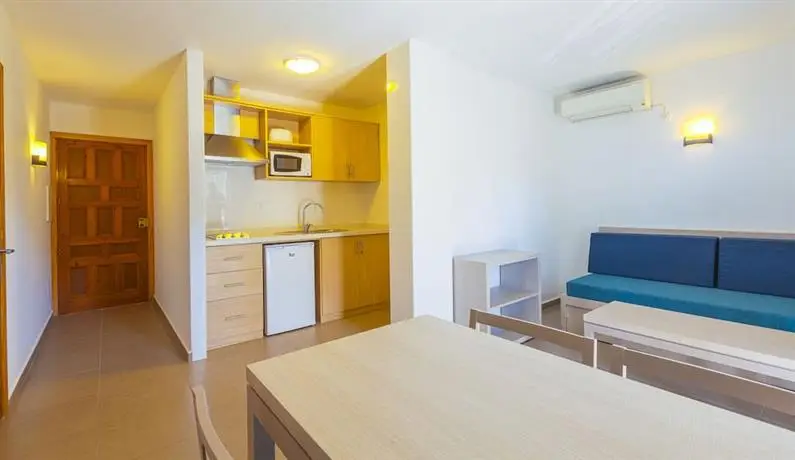 Apartamentos Vistamar II 