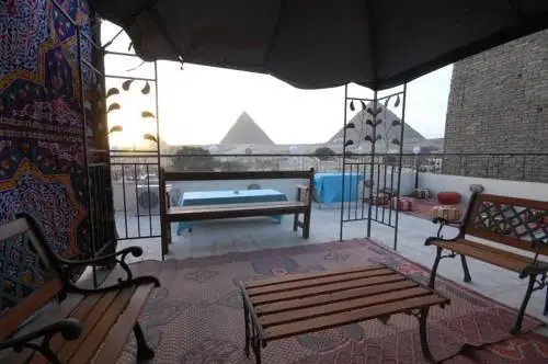 Pyramids View Inn 