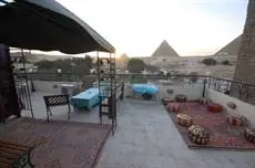 Pyramids View Inn 