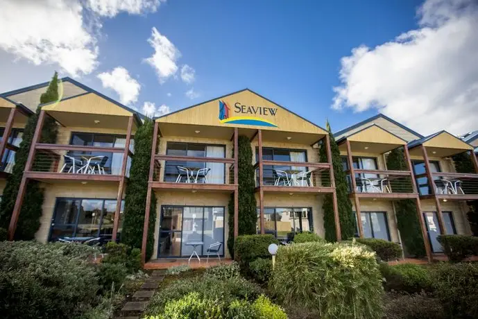 Seaview Motel & Apartments