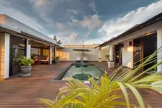 Airis Luxury Villas and Spa 