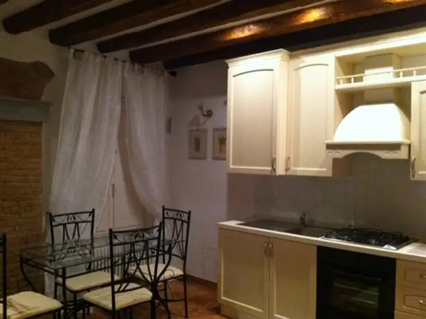 La Castellana Taverna Apartment Bergamo