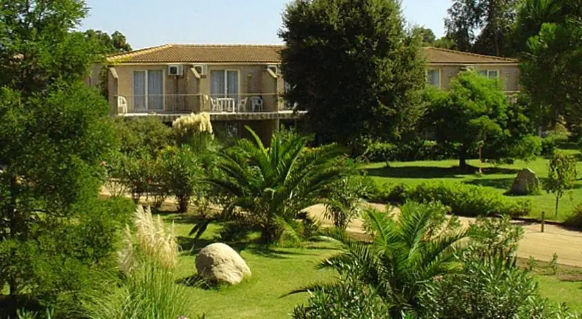 Residence Fiori Di Cala Rossa 