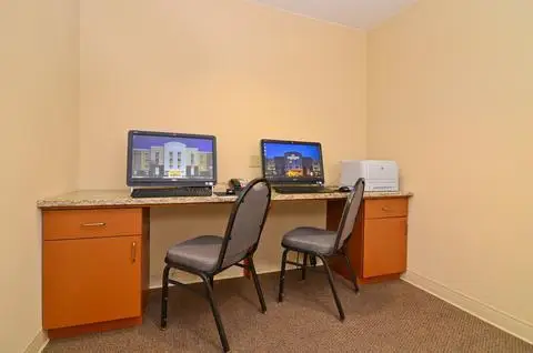 Candlewood Suites Chambersburg 