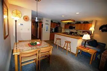 Liftside 208 by SummitCove Vacation Lodging 