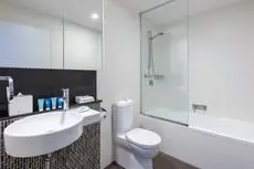 Meriton Suites Adelaide Street 