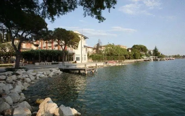 Hotel Giardino Sirmione 