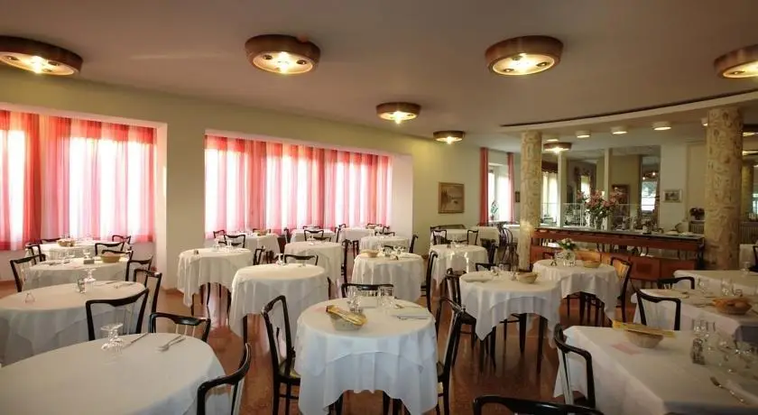 Hotel Giardino Sirmione 