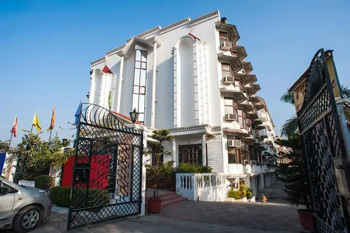 Khanna Palace Hotel